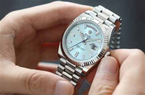 how often to wind rolex datejust|rolex watch winder instructions.